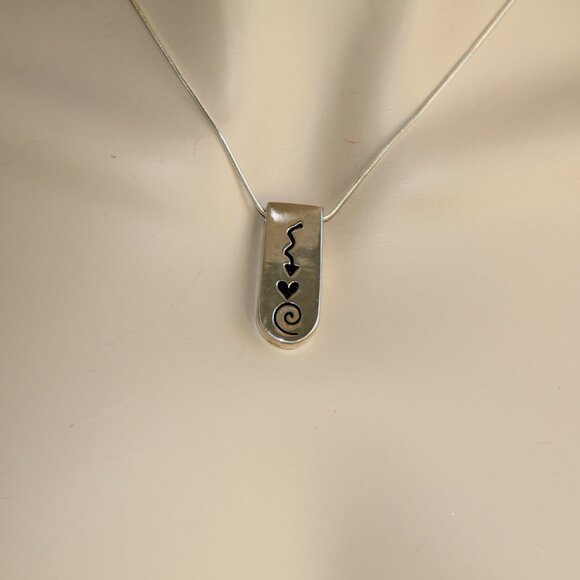 Sterling Silver Arrow-Heart-Swirl Pendant Necklace. RARE  Intriguing - Picture 3 of 10